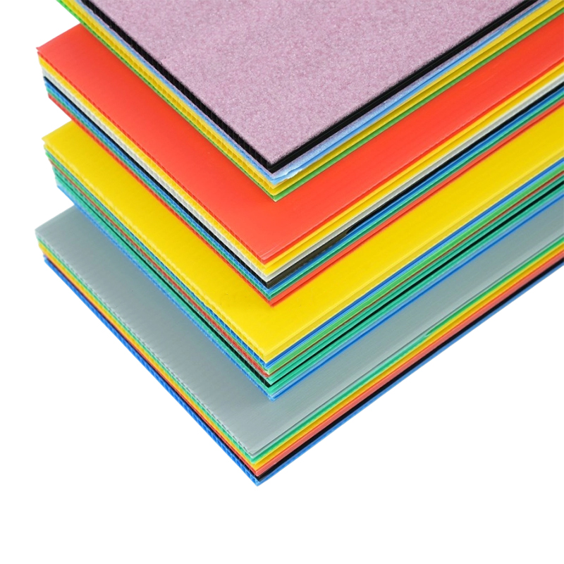 Nagy teherbírású ikerfalú hullámos műanyag karton logisztikai csomagoláshoz