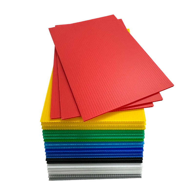 Antisztatikus PP hullámkarton műanyag lap raktárelválasztóhoz